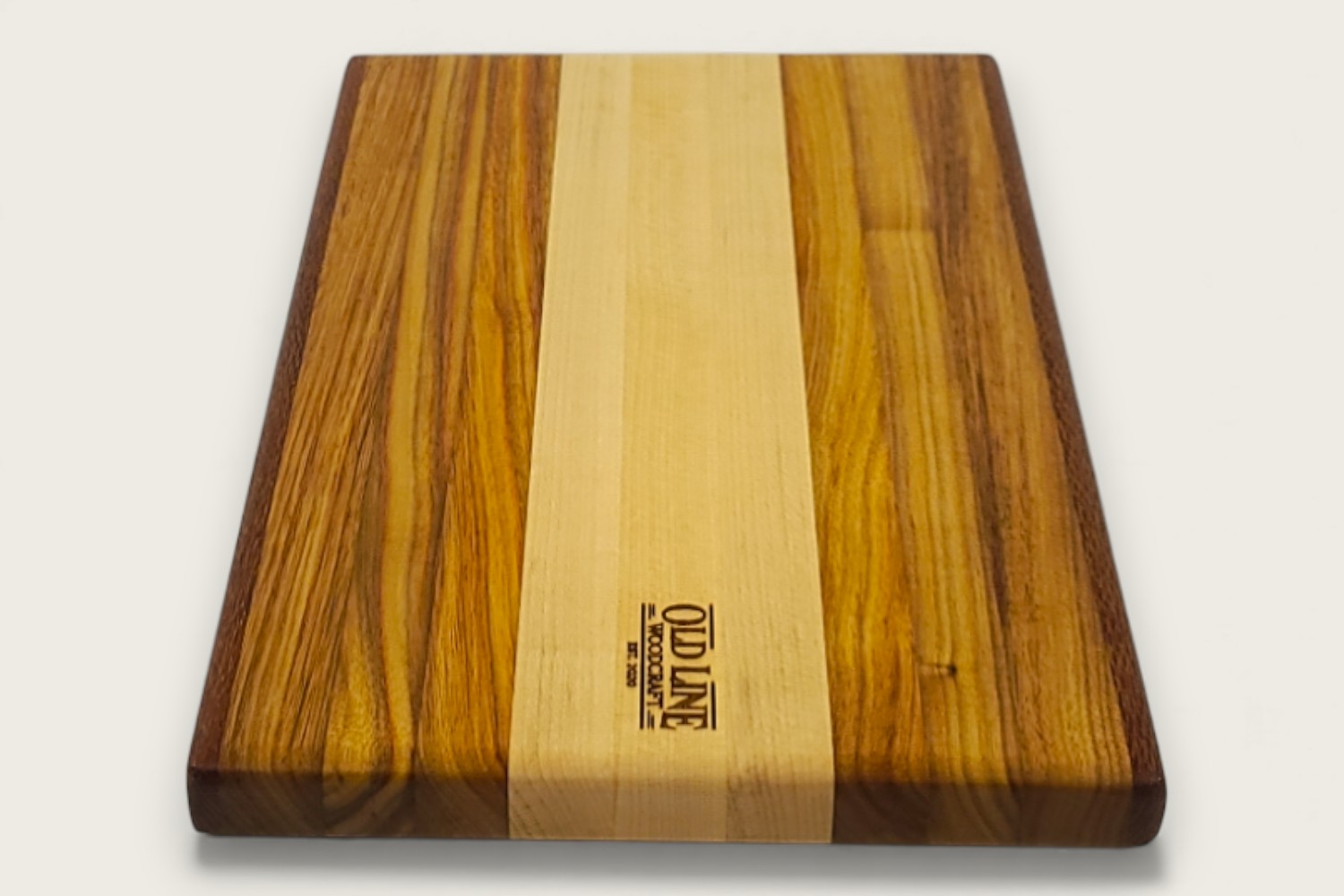 Pro Series Board in Canarywood with edge grain, horizontal pattern, rectangle shape, and tung oil finish.