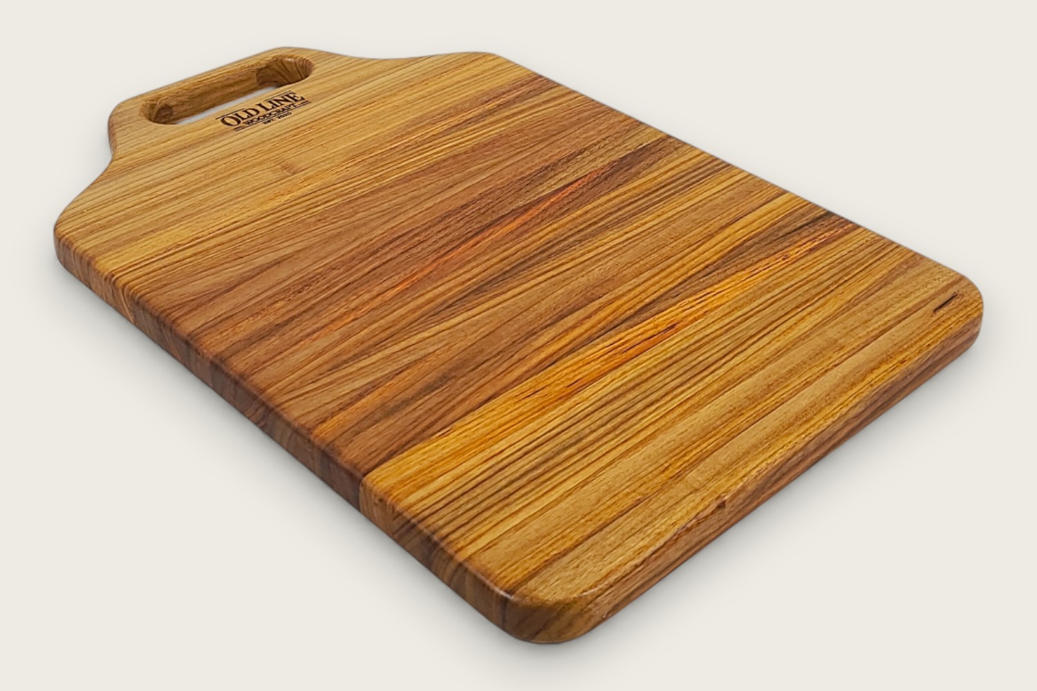 Canarywood Heritage Pro Series Board (#290) with vertical edge grain, warm golden tones, and a bone handle.