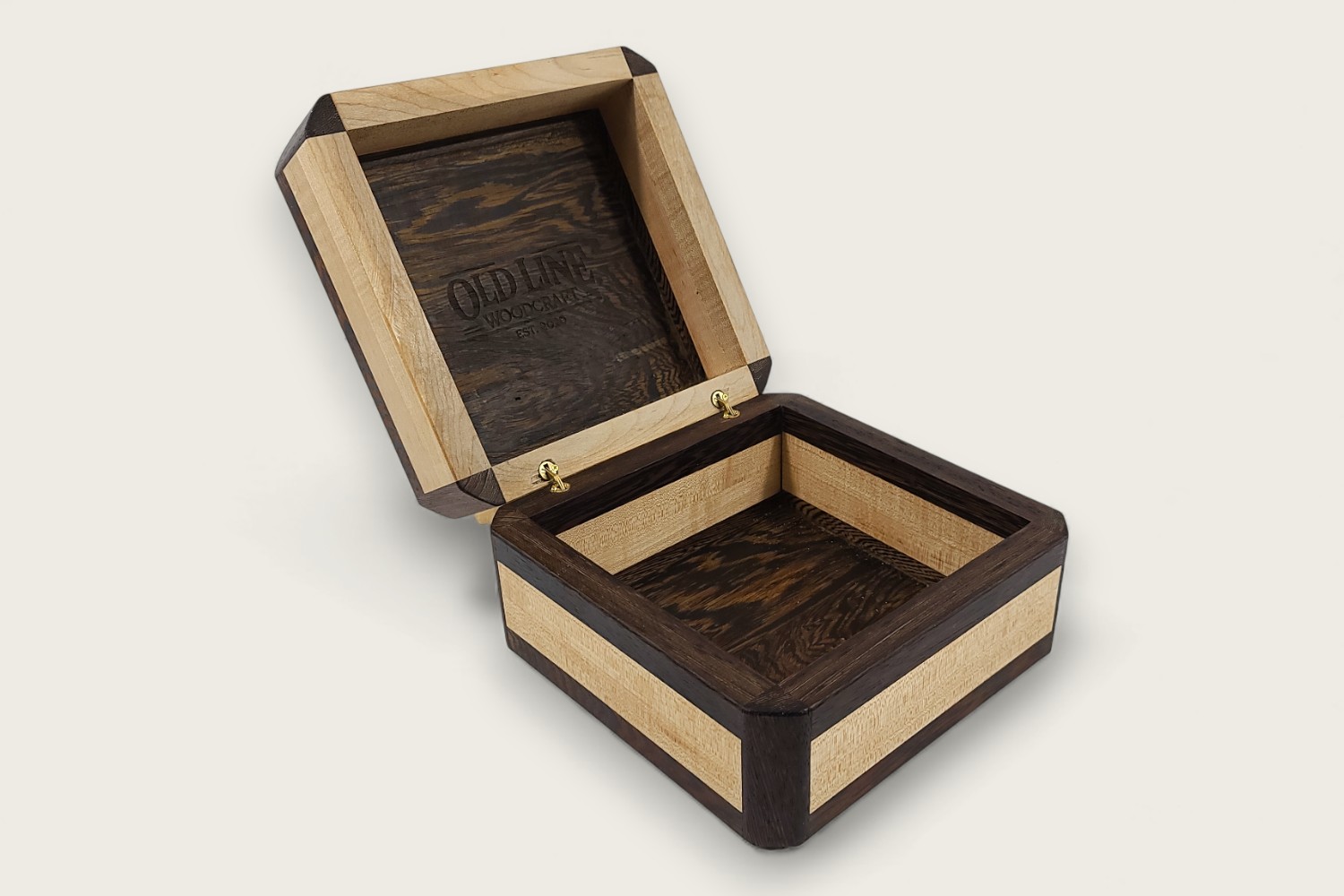 Maple & Wenge Keepsake Box (#390) with light maple edge grain, square shape, and smooth tung oil finish.
